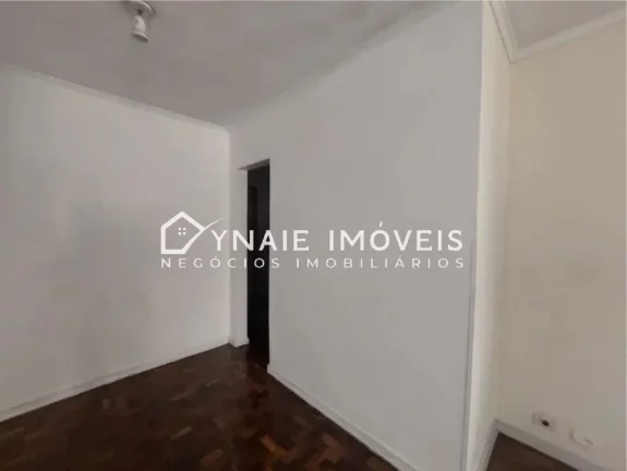 Imagem Imperdível oportunidade: Casa comercial à venda em Pinheiros, São Paulo-SP, com 4 quartos, 3 salas, 3 banheiros e 2 vagas de garagem!