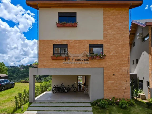 Imagem Casa condomínio fechado Campos do Jordão – 4 suítes, porteira fechada