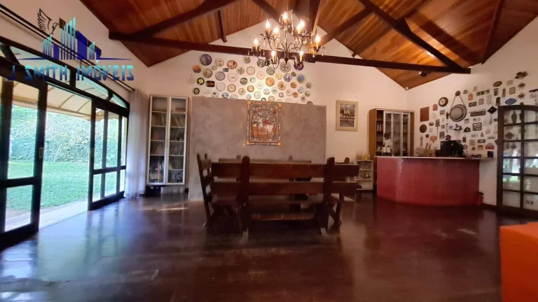 Imagem Casa com 5 dormitórios, sendo 3 suítes - Granja Viana. Terreno 1.360m²