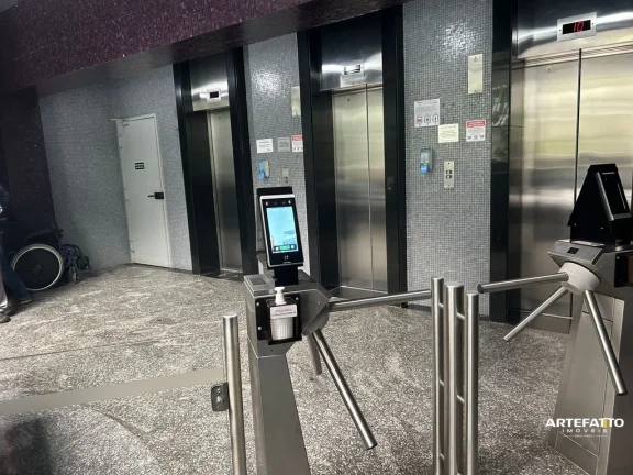 Imagem Sala Comercial com privacidade (andar semi exclusivo)- Próximo a ponte Estaiada