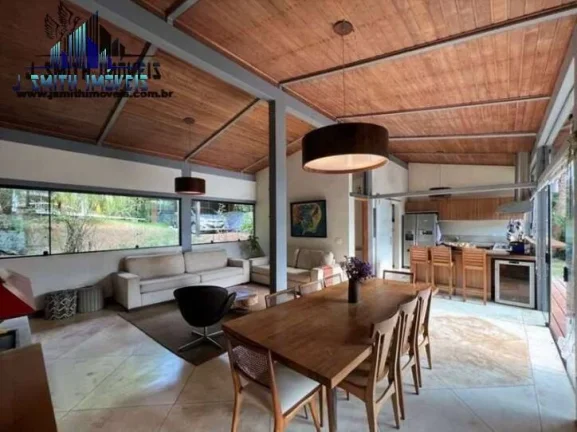 Imagem Casa LINDA TÉRREA! Impecável. Elementos rústicos! 3 suítes. Terreno 2.500m²