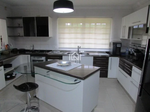 Imagem Casa em Condomínio para Venda em Carapicuíba / SP no bairro Residencial Euroville