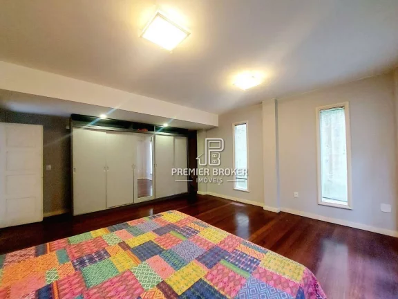 Imagem Casa à venda, 400 m² por R$ 945.000,00 - Prata - Teresópolis/RJ