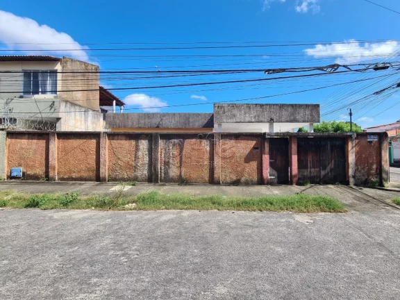 Imagem Excelente casa de esquina, bem ventilada, em ótima localização no Rodolfo Teófilo próximo ao Co...