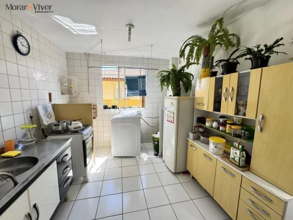 Imagem Apartamento para Venda em São José dos Pinhais, Santo Antônio, 2 dormitórios, 1 banheiro, 1 vaga