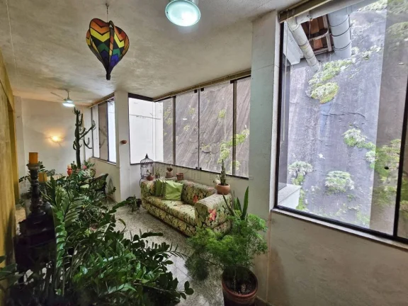 Imagem Copacabana – Rua Cinco de Julho | Residencial › Apartamento 2 quarto(s) à Venda