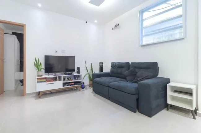 Imagem Amplo imóvel, com 73m² recém reformado e mobiliado, Botafogo Imagem Amplo imóvel, com 73m² recém reformado e mobiliado, Botafogo