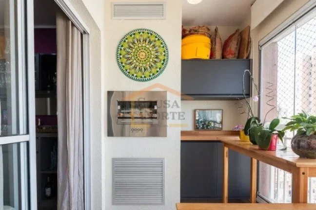 Imagem Apartamento à venda, com 88m², 2 dormitórios, sendo 1 suite, 2 banheiros, possui cozinha integrad...