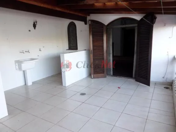 Imagem Sobrado para Venda na Vila Gilda, 4 dormitórios, 2 suítes, 2 vagas, 224 m²