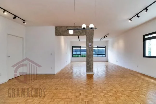 Imagem Apartamento à Venda 220m² | 3 Dormitórios + 2 Vagas | Rua Haddock Lobo