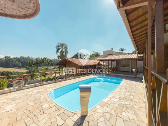 Imagem casa em condomínio com piscina Itatiba
