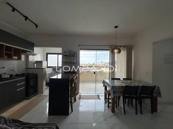 Imagem Apartamento com ótima localização frente rua.