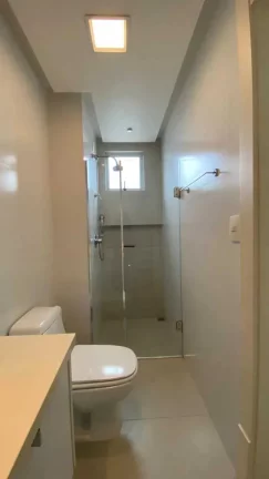 Imagem Apartamento vista mar mobiliado com 3 suítes e 3 vagas de garagem no Centro de Balneário Camboriú