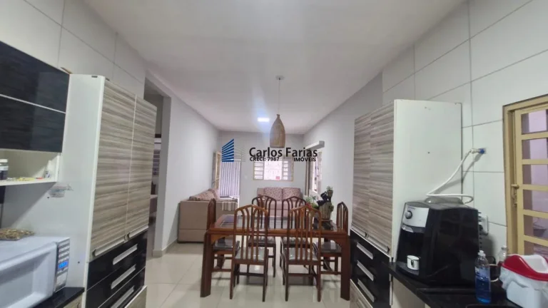 Imagem Casa para Venda em Cidade Ocidental, Centro, 2 dormitórios, 1 suíte, 2 banheiros, 2 vagas