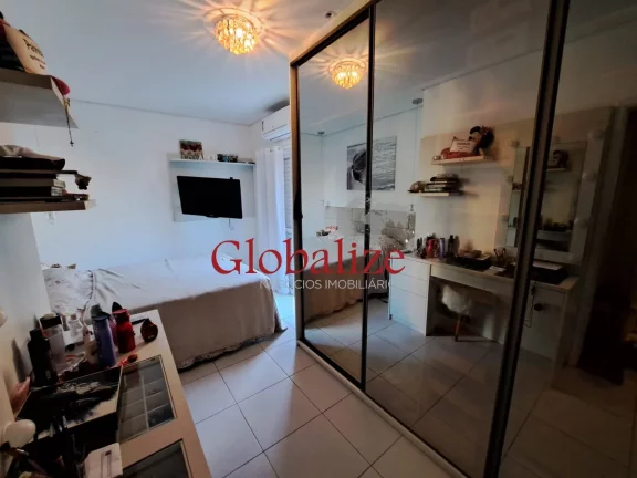 Imagem Sobrado à venda com 3 quartos, 1 suíte, churrasqueira no Embaré em Santos por R$1.600.000,00
