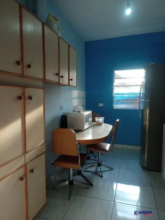 Imagem VENDO CASA DE 3/4 NO TOMBA COM AREA PARA AMPLIAÇÃO
