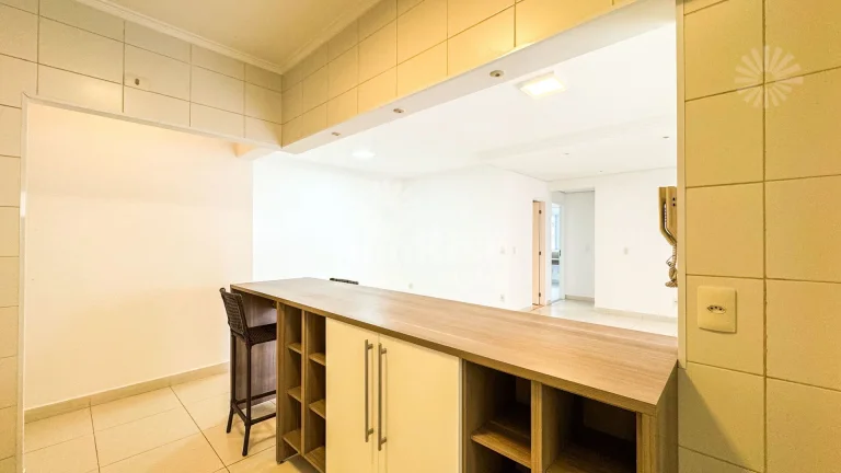 Imagem Apartamento Locação Alphaville Centro com 2 quartos e 2 vagas 84 m² por R$7.685 pacote - Barueri/SP