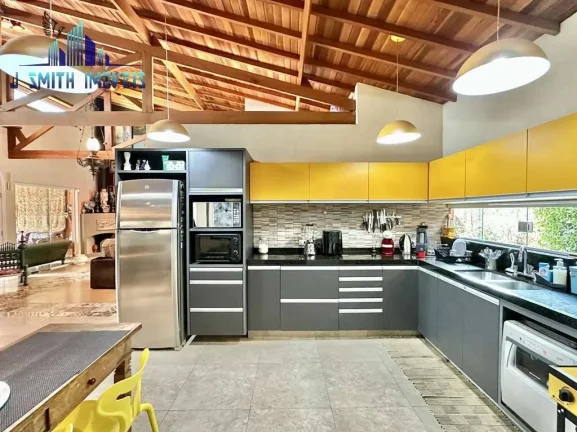 Imagem Casa Térrea, rústica e única! Terreno 1.754m². 3 Dorms. + Suíte Hóspedes!