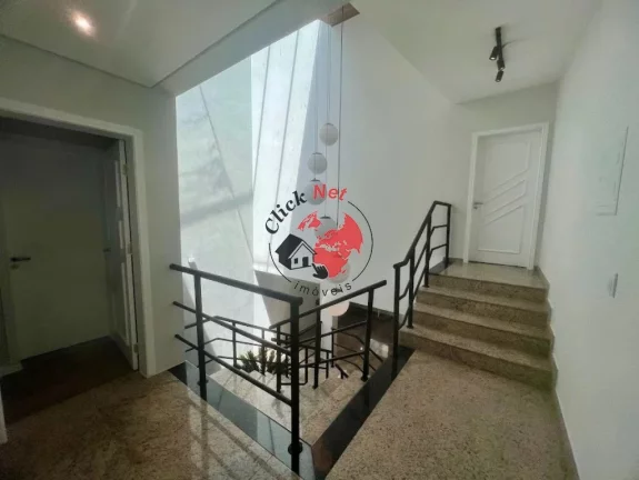 Imagem Lindo Sobrado à Venda na Vila Scarpelli – Santo André | 244m² | 3 Suítes | 5 Vagas