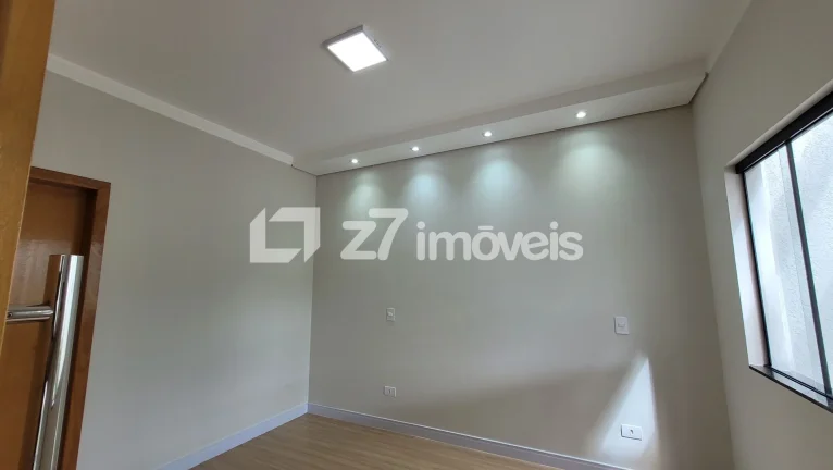 Imagem Casa 3 quartos em Jardim dos Pássaros, Maringá/PR