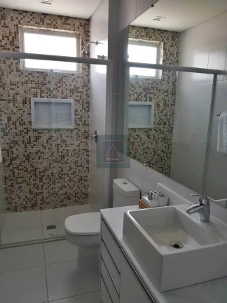 Imagem Apartamento 3 quartos com suíte. 82,76 m². 1 vaga. Sacada com churrasqueira.
