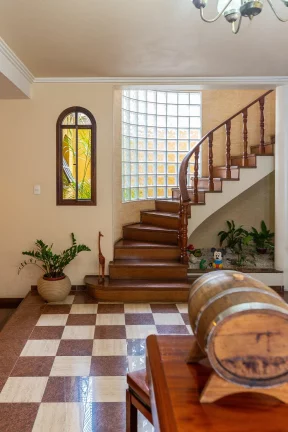 Imagem ALTO BOA VISTA NOBRE SOBRADO 393,00 M 4 DORMITÓRIOS 1 DELES SUÍTE 3 SALAS ÁREA DE RECEPÇÃO ESCRITÓRIO PISCINA SALÃO FESTAS ÁREA GOURMET 3 VAGAS
