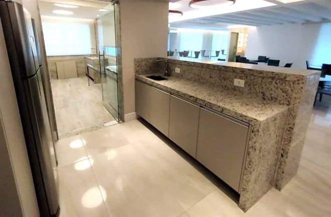 Imagem APARTAMENTO COM 153 m² - FORTE - PRAIA GRANDE SP