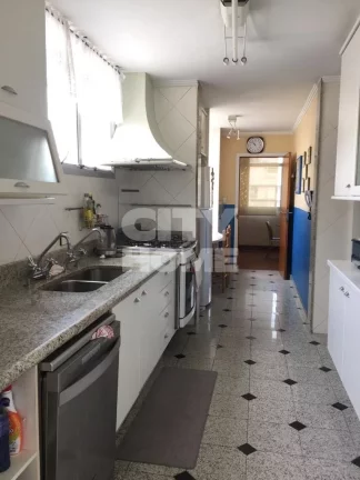 Imagem Linda cobertura duplex com 700m2, 4 dormitórios ( 4 suítes ), 6 banheiros e 4 vagas na garagem no ...