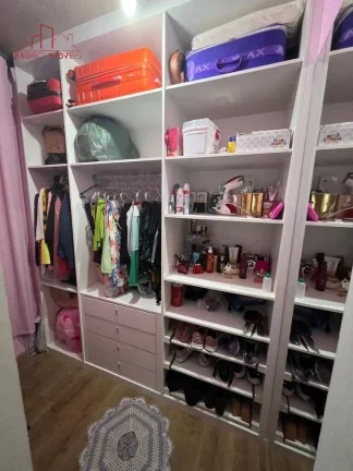 Imagem Lindo Apartamento Reformado - 70m² - 2 cm Vagas -Interlagos