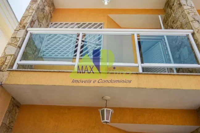 Imagem Casa em Condomínio de Alto Padrão na Vila Esperança, São Paulo-SP: 3 Quartos, 1 Suíte, 2 Vagas - 99m² de Luxo!