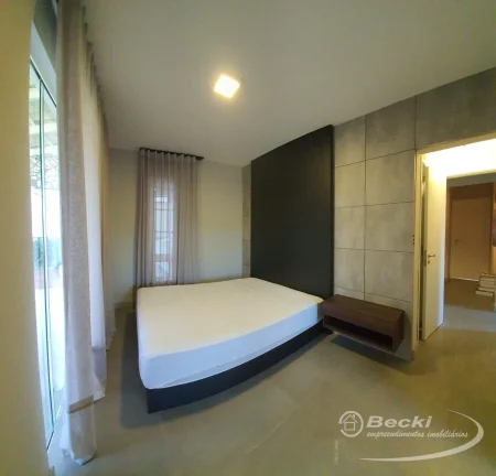 Imagem Casa alto padrão no bairro Nova Brasília - Joinville