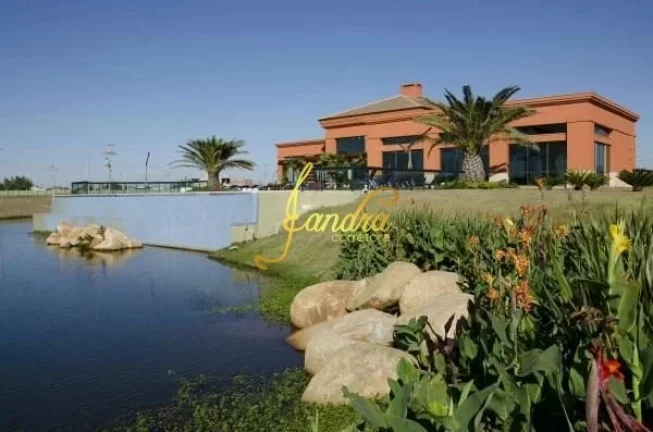 Imagem Terreno em condomínio fechado beira de lago