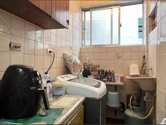 Imagem Apartamento com 2 dormitórios à venda, 75 m² por R$ 385.000 - José Menino - Santos/SP