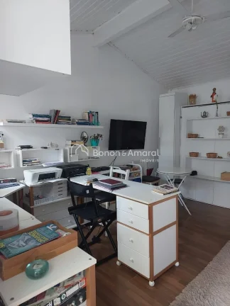 Imagem Casa à venda em condomínio, com 260m² de área construída e excelente localização, ao lado do ...