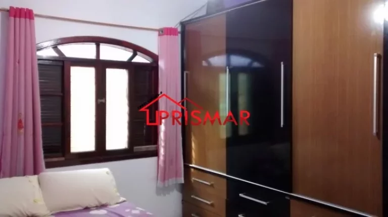 Imagem Ótima Casa térrea na Praia Grande 2 vagas cobertas.