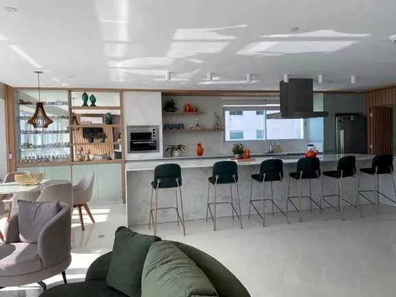 Imagem Apartamento com 4 suítes, 4 vagas de garagem no Centro de Balneário Camboriú