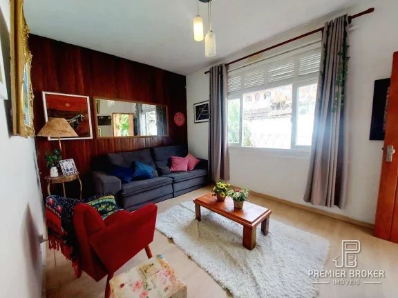 Imagem Casa à venda, 98 m² por R$ 700.000,00 - Alto - Teresópolis/RJ