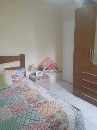 Imagem Imobiliária Francisco Egito vende, Bom apartamento composto por: sala, 2 quartos, cozinha com armário, banheiro social, área de serviço