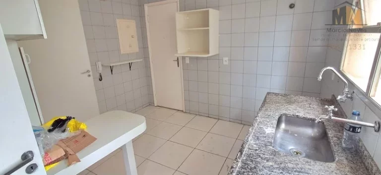 Imagem Locação apto com 2 vagas, 2 dmts 3 banheiros otima localização uma quadra da Paulista