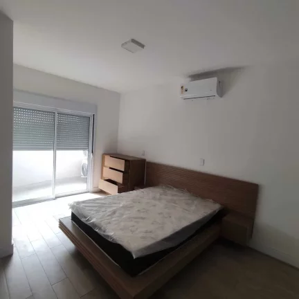 Imagem Apartamento mobiliado com 3 dormitórios sendo 1 suíte e 1 vaga de garagem no Centro de Joinville