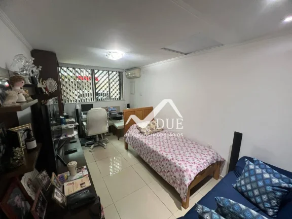 Imagem Casa com 4 dormitórios à venda, 150 m² por R$ 1.590.000,00 - Gonzaga - Santos/SP