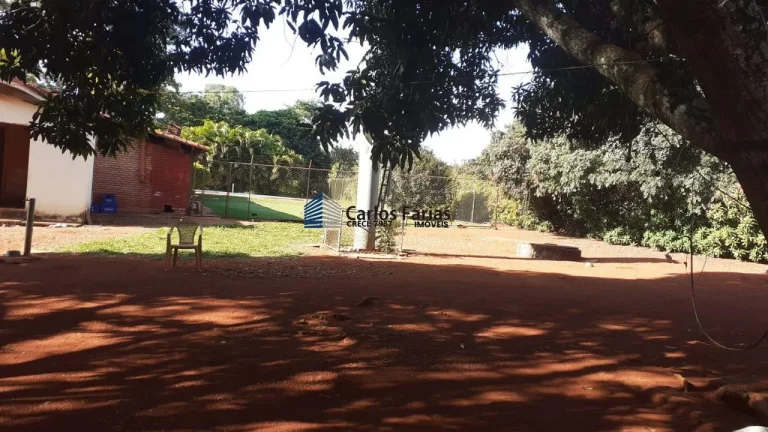 Imagem Chácara para Venda em Cidade Ocidental, Quintas Itapuã, 5 dormitórios, 1 suíte, 4 banheiros, 2 vagas