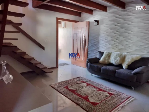 Imagem Apresentando uma oportunidade única de residência em Interlagos, esta luxuosa casa duplex de 360m2...