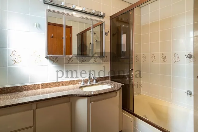 Imagem Apartamento andar alto com 190m² em Perdizes Nobre, 3 suítes e 3 vagas.