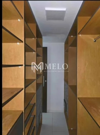 Imagem Oportunidade em BOA VIAGEM 498m² ,COBERTURA DÚPLEX: 05qts, 04suites, 03vagas.