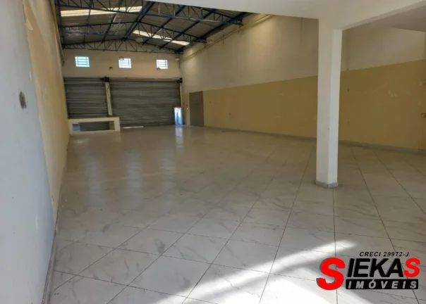 Imagem Galpão de Alto Padrão para Venda ou Locação em Cangaíba, São Paulo-SP: 5 banheiros, 10 vagas de garagem, 670m² de área.