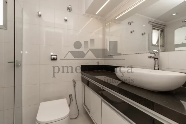 Imagem Ibirapuera, apato reformado, 3 dormts, 1 suite, 2 vagas
