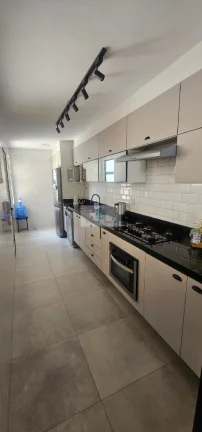 Imagem Casa em Condomínio de Luxo na Taquara, Rio de Janeiro - 3 Quartos, 1 Suíte, 1 Sala, 93m² de Área - Imperdível!