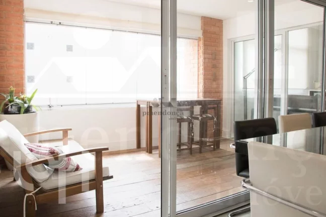 Imagem Apartamento Duplex à venda em Pinheiros, 157m²