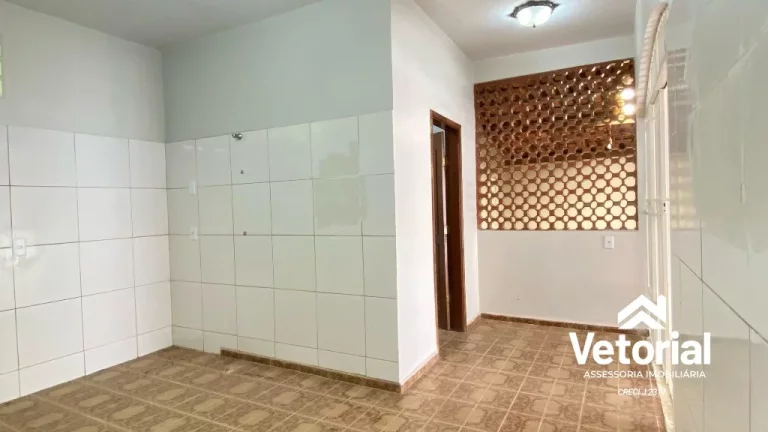 Imagem Casa para locação comercial com 3 quartos no Sandra Regina - Barreiras-BA